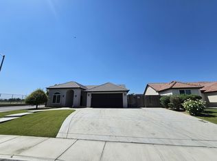 13503 Arden Forest Dr, Bakersfield, CA 93314