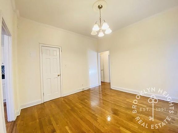 5th image of 317 Hicks St #B1
