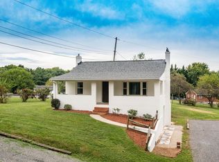 4621 Horseman Dr NE, Roanoke, VA 24019