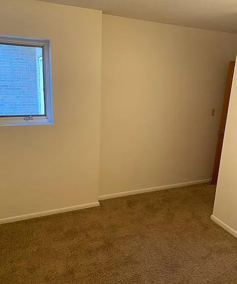 306 Small Bedroom