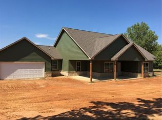 590 Peel Rd, Springtown, TX 76082