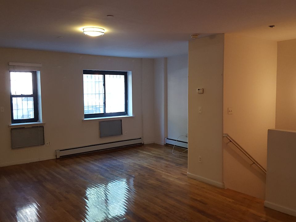 2nd image of 176 Scholes St #A