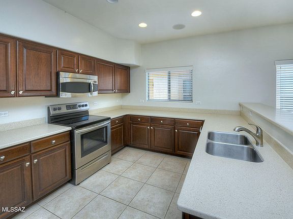 4th image of 7603 E Majestic Palm Ln