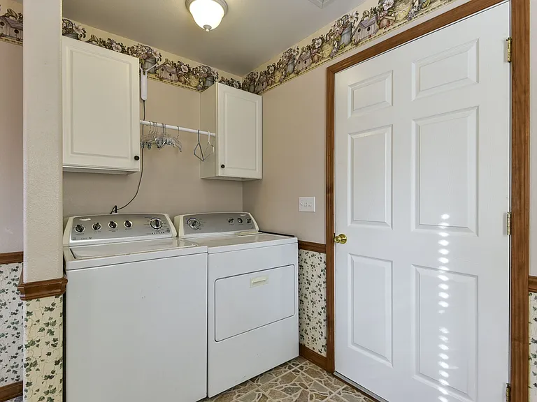 5558 State Highway 265 — Photo 16