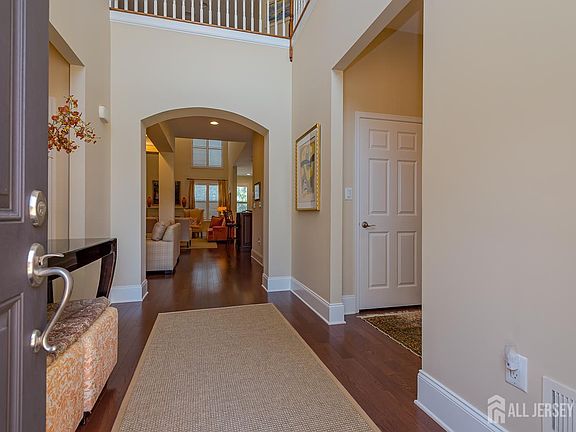5th image of 108 Kings Mill Rd