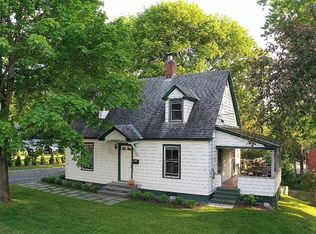 6 Swasey Ct, Waterbury, VT 05676