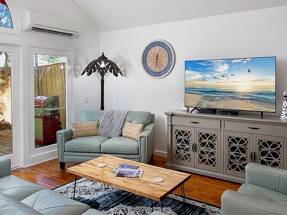 2nd image of 4 Aronovitz Ln
