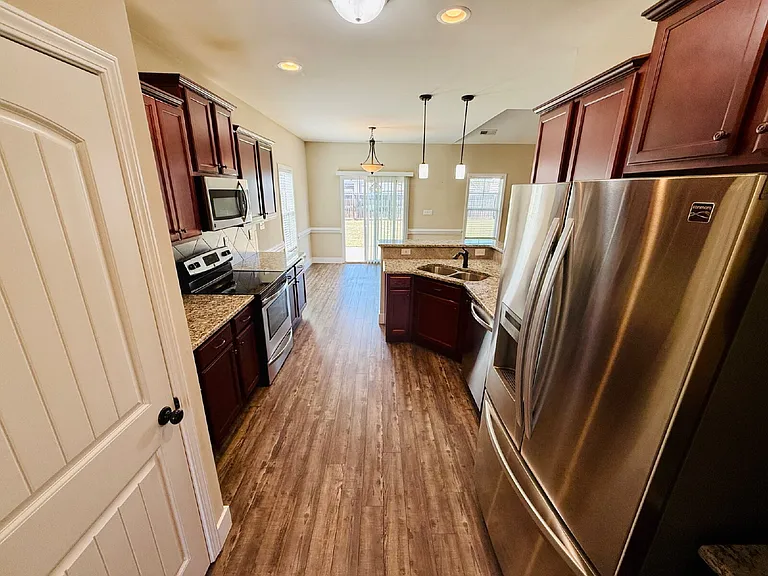 848 Bellingham Way — Photo 7