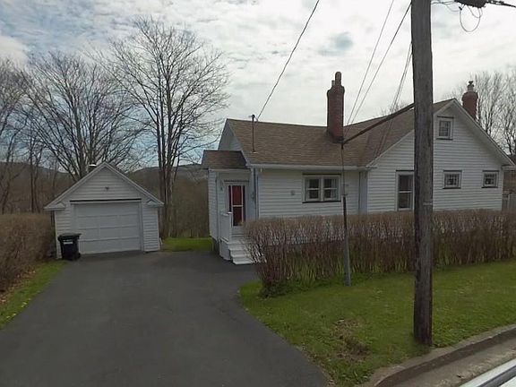 2nd image of 8 Glenridge Crescent