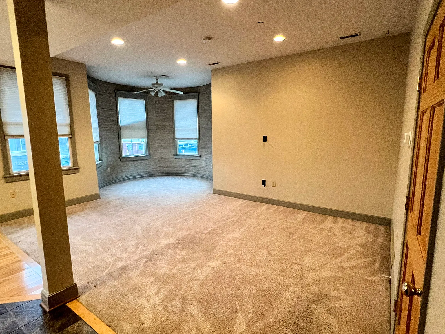 2 bed, $2,350 — Photo 4