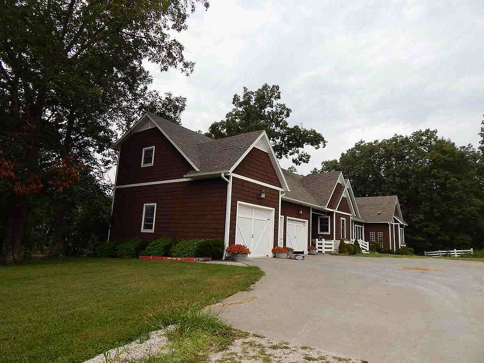 2nd image of 1930 County Road 1510