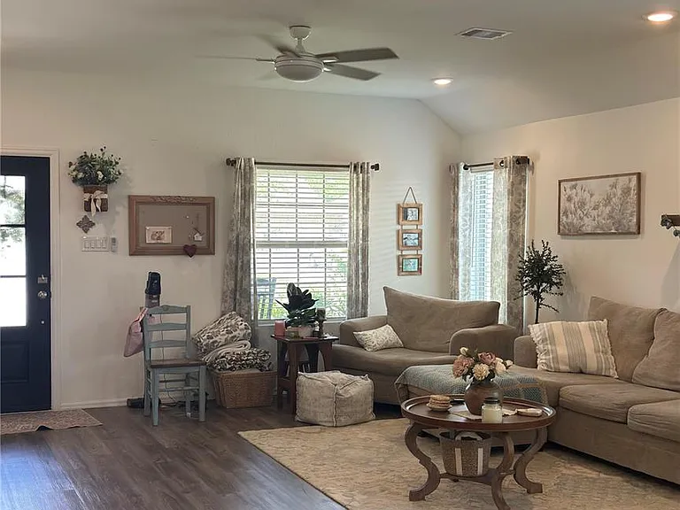 4314 Liberty Ranch Way — Photo 10