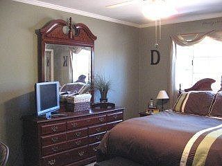 3rd image of 2560 Lexington Way
