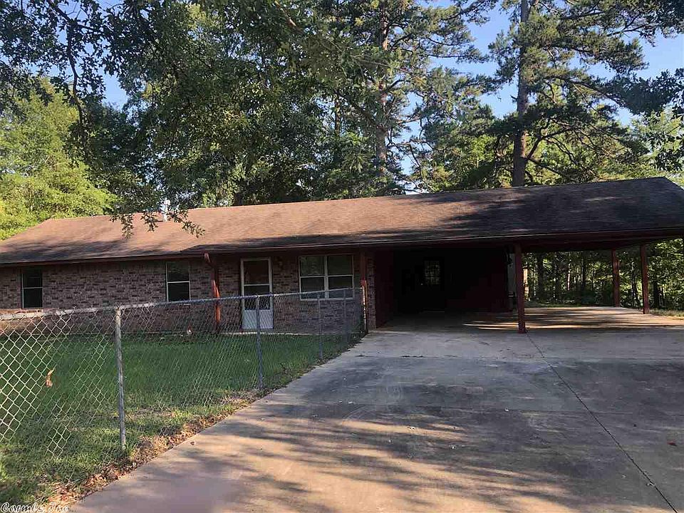 1st image of 603 Pine Trl