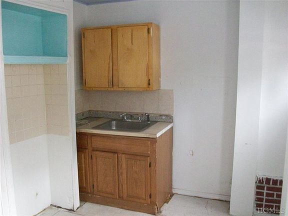 3rd image of 55 Herriot St