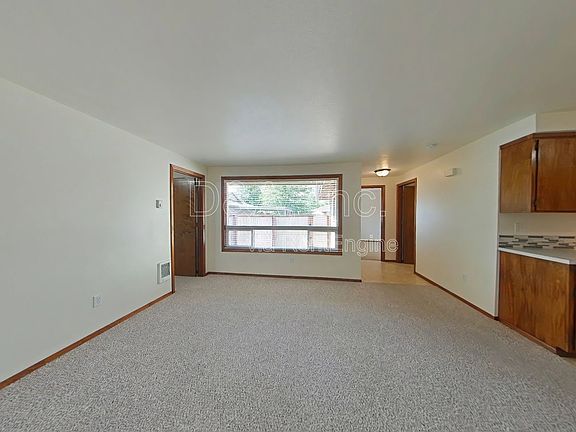2nd image of 3288 NE Lancaster St #4
