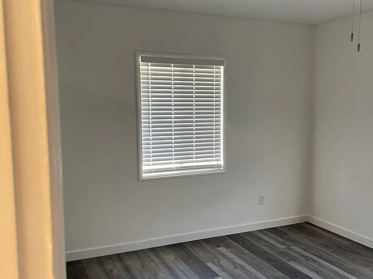Seacrest Cir — Photo 1