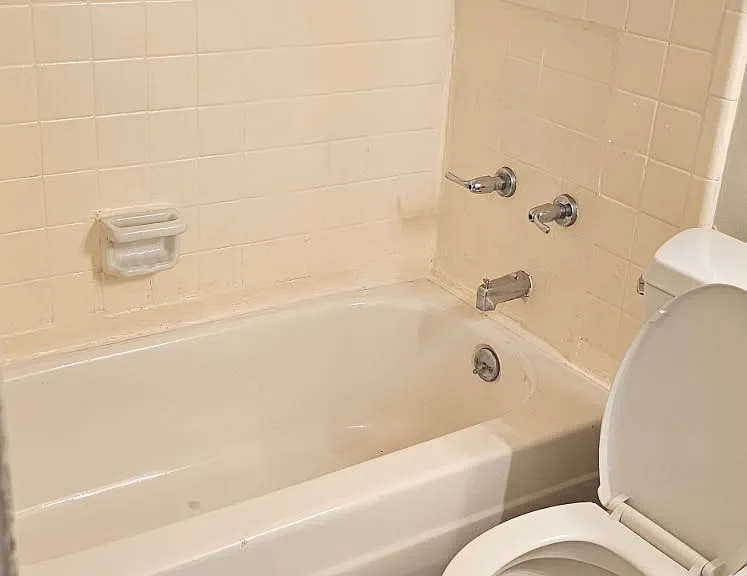 6821 Trail Lake Dr — Photo 5