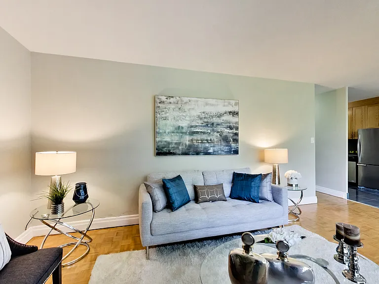 42 Glen Elm Ave #206 — Photo 127