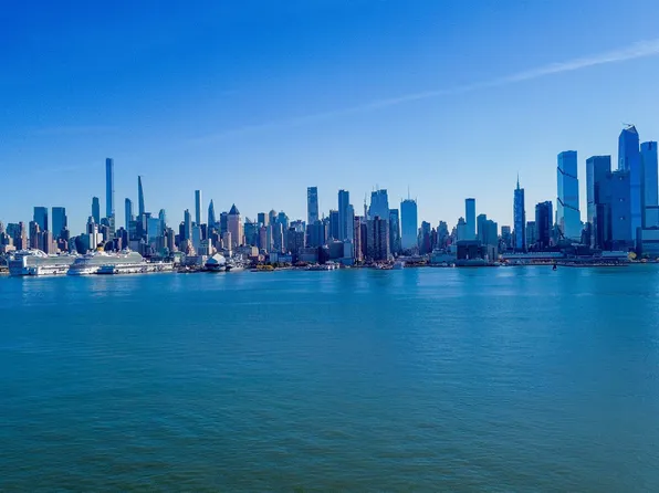 100 Eton Row, Weehawken, NJ