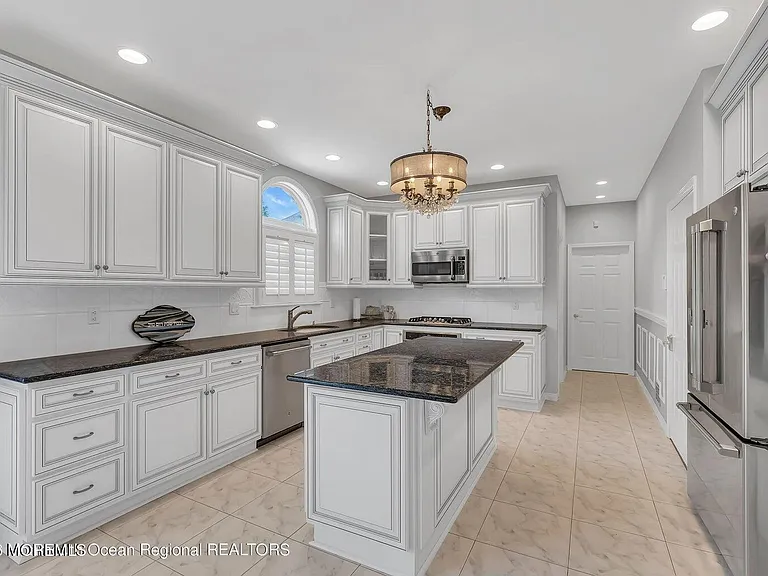 7 Mackenzie Rd — Photo 15
