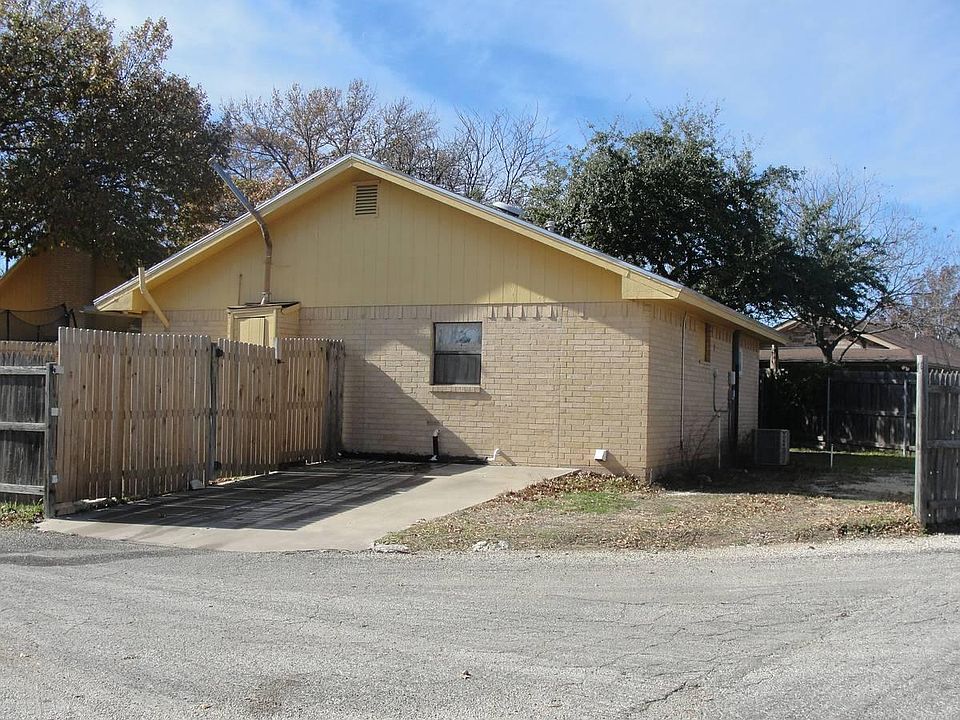 1st image of 3222 Palo Duro Dr