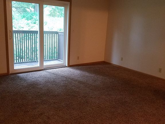3rd image of 1510 Chicago Ave APT 6