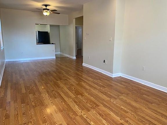 5th image of 3229 Saint Peter St