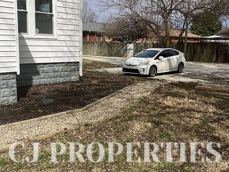 4841 Cane Run Rd — Photo 22