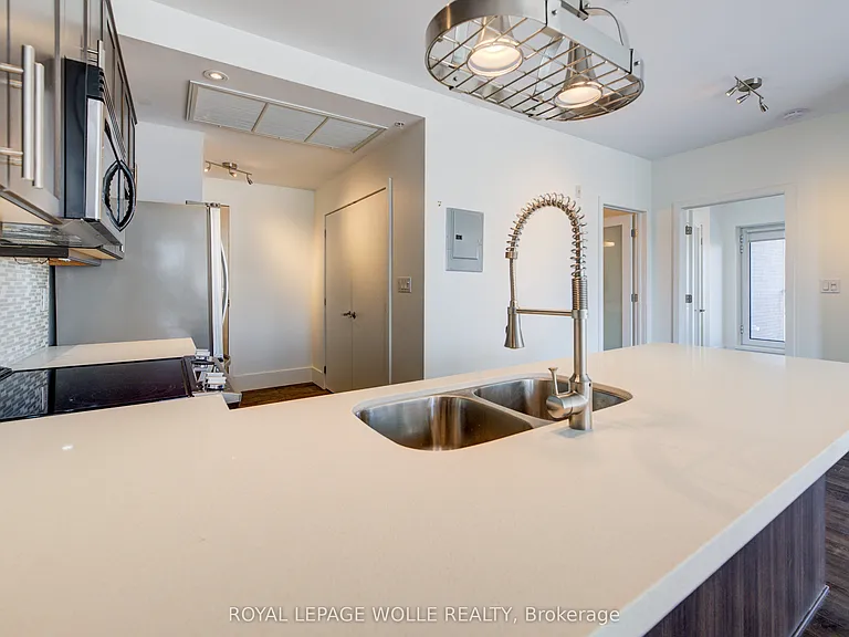 188 King St S #413 — Photo 14