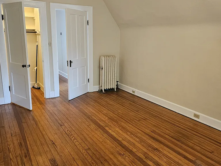 2863 E Derbyshire Rd #3 — Photo 13
