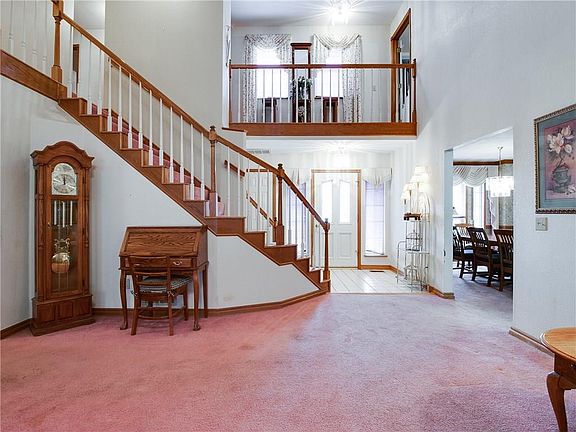 5th image of 3116 SW 125th St