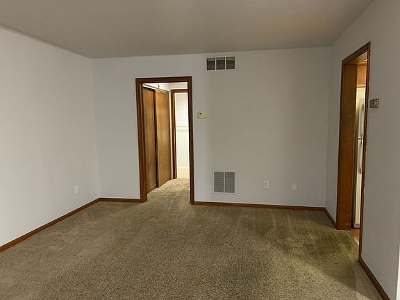 3rd image of 120 S Russell St #M