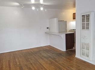 305 W Park St #8, Urbana, IL 61801