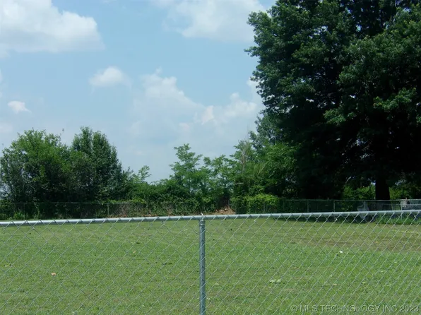 4100 W 72nd St S, Muskogee, OK 74401