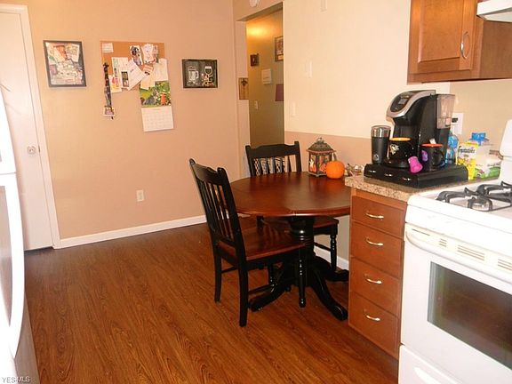5th image of 353 Fulmer Ave