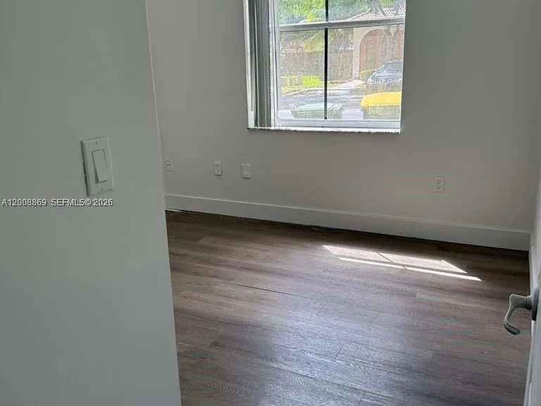 2311 NE 42nd Cir #1 — Photo 12