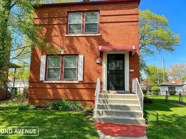 2608 E 93rd St, Chicago, IL 60617