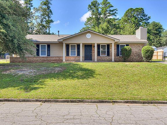 4th image of 2710 Bennington Drive