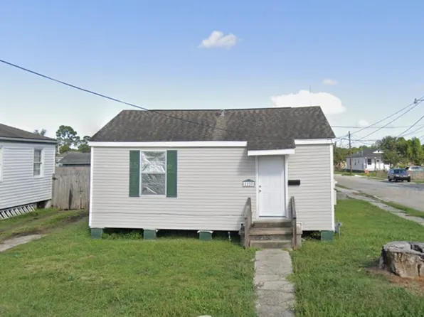 2227 Stafford St, Gretna, LA 70053