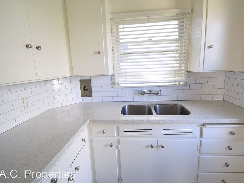 1st image of 14830 Dickens St #3598499