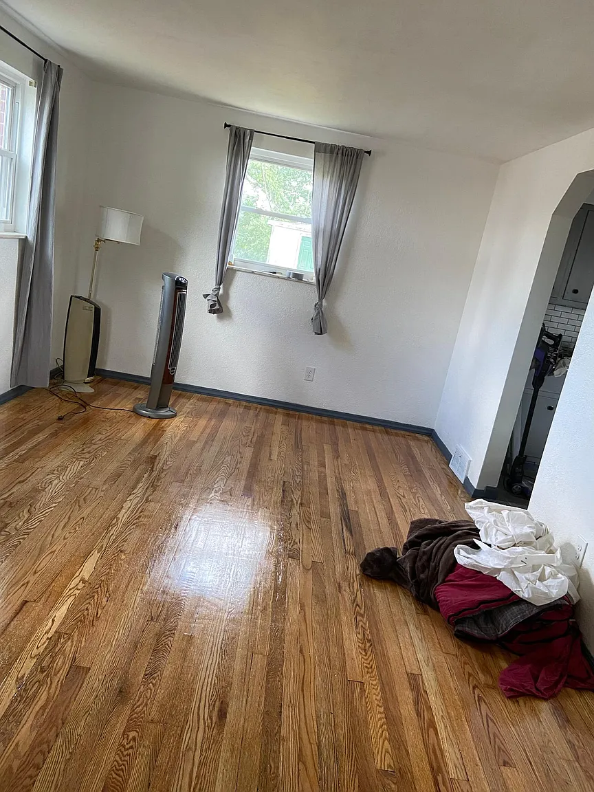 2105 Vermont Ave photo 1