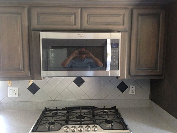 MW + Gas Cooktop