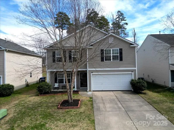 10114 Turkey Point Dr, Charlotte, NC 28214