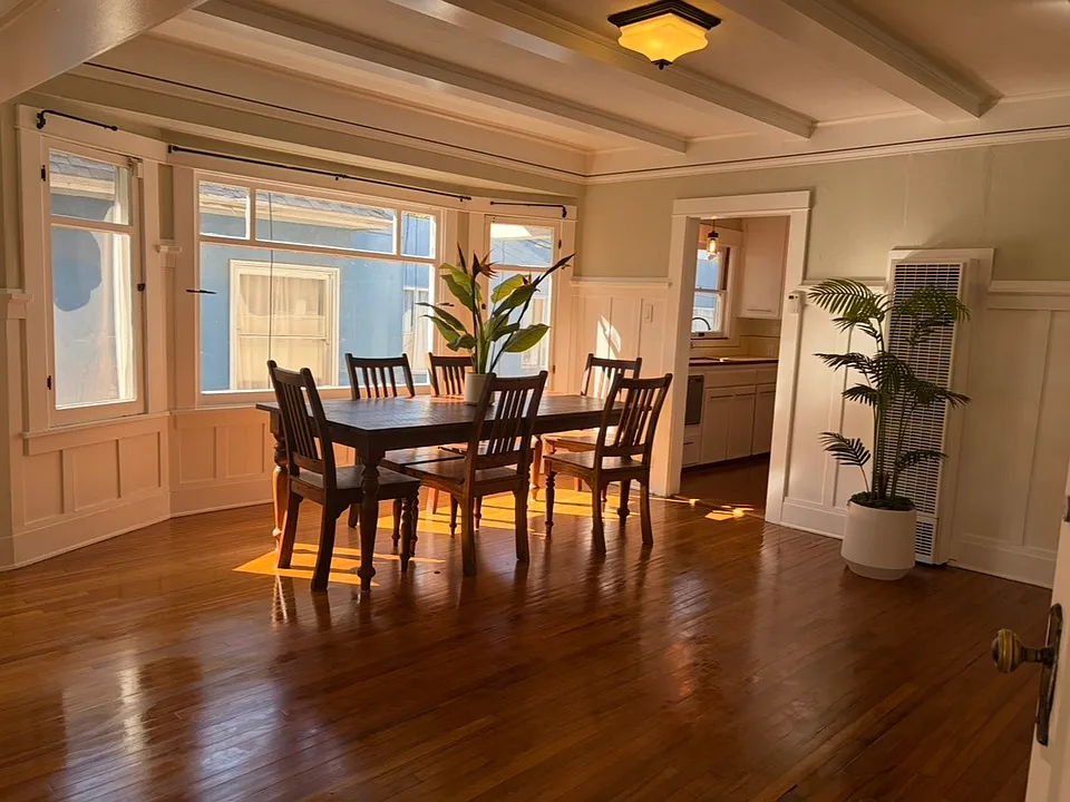 839 E Ocean Blvd