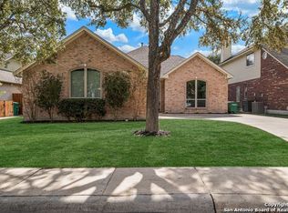 3048 Fall Valley Dr, San Antonio, TX 78247