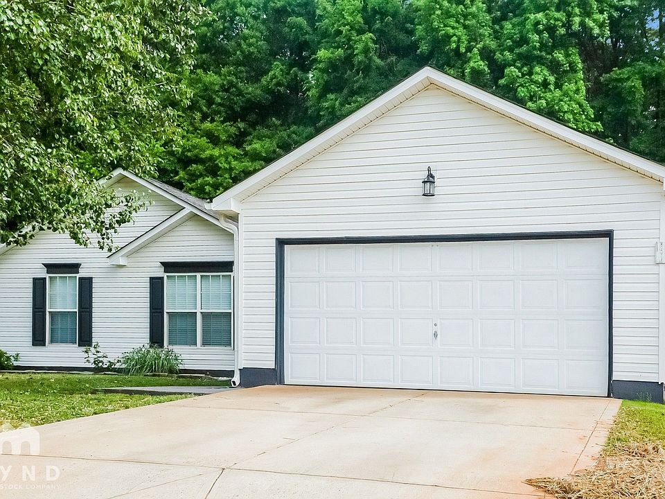 1st image of 2066 Chapel Creek Rd SW