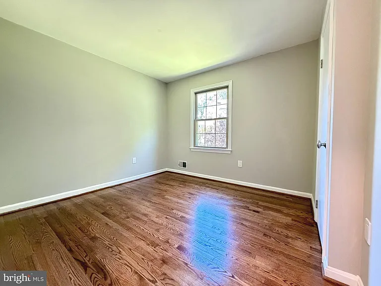 9106 Jones Mill Rd — Photo 16