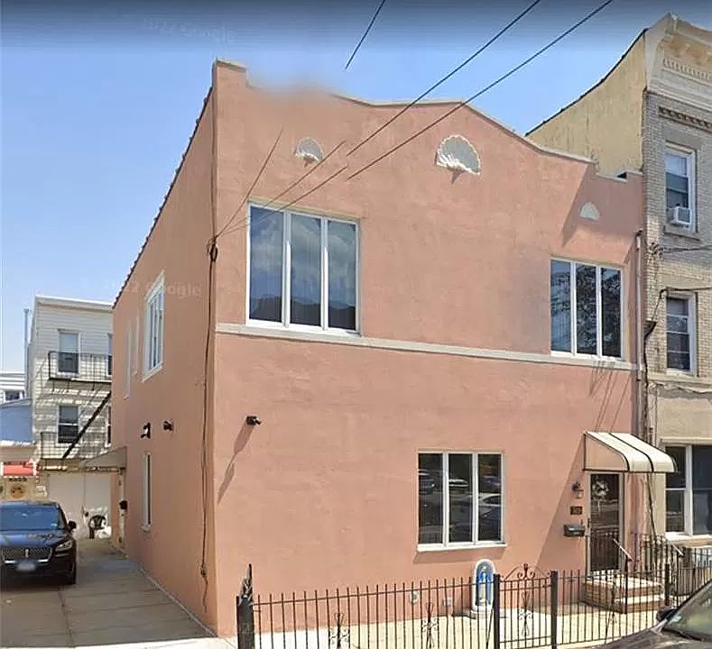 1st image of 7417 15th Ave #4