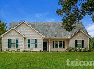 225 Nina Cir, Locust Grove, GA 30248